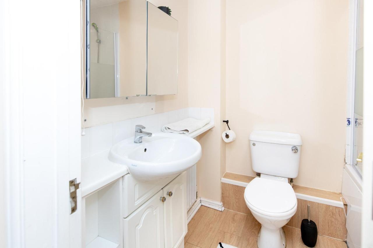 Escape The Matrix - 2 Bed Flat In City Centre With Free Parking Southampton Exterior foto